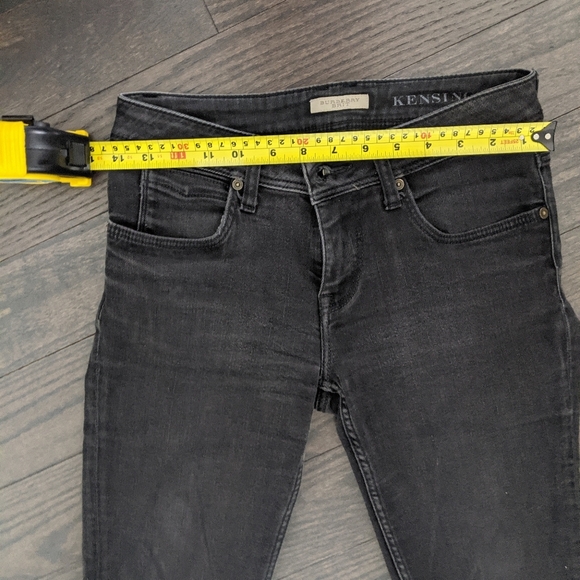 Burberry Brit 'The Kensington' Jean - Picture 11 of 11